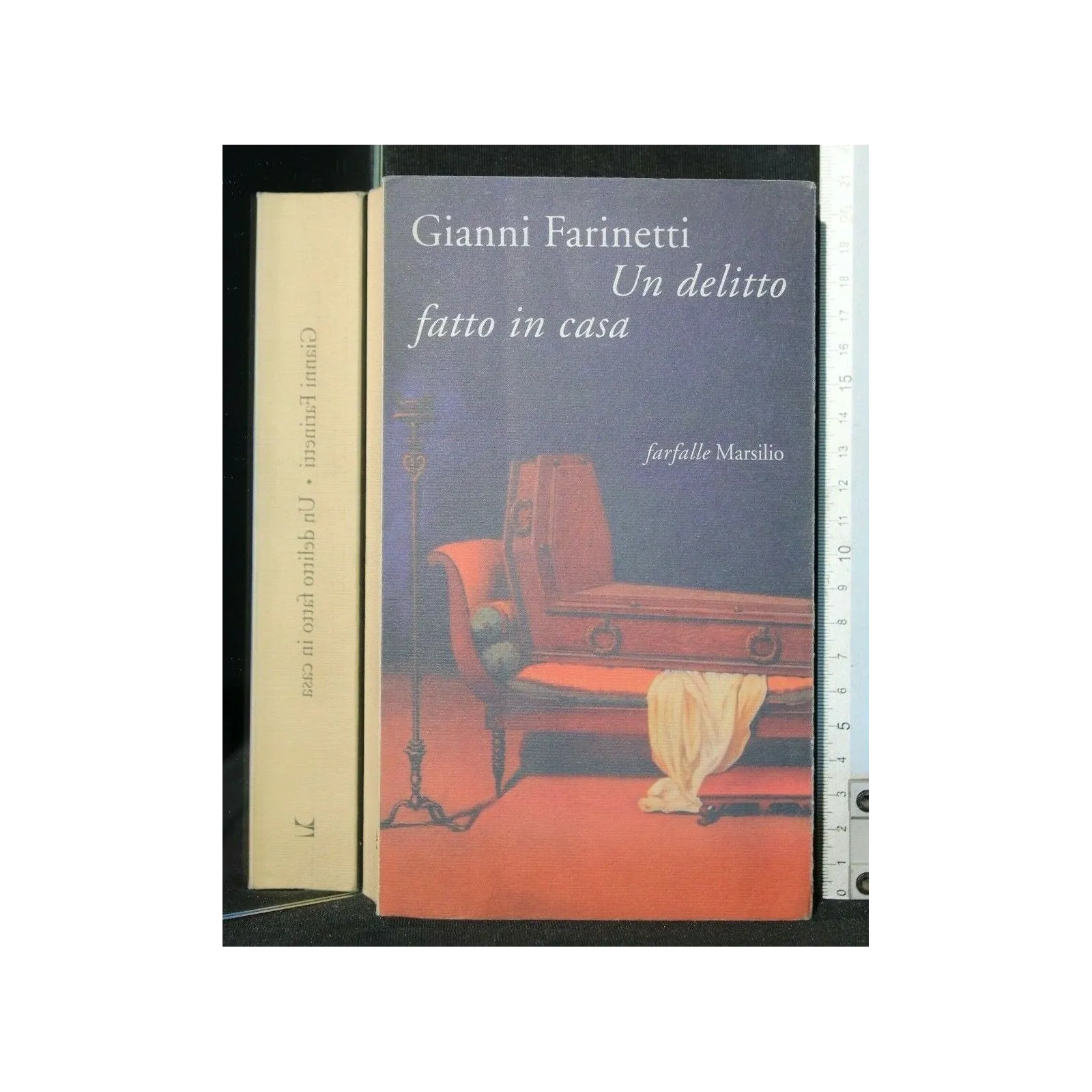 UN DELITTO FATTO IN CASA