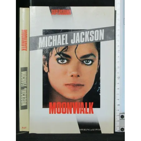 MOONWALK