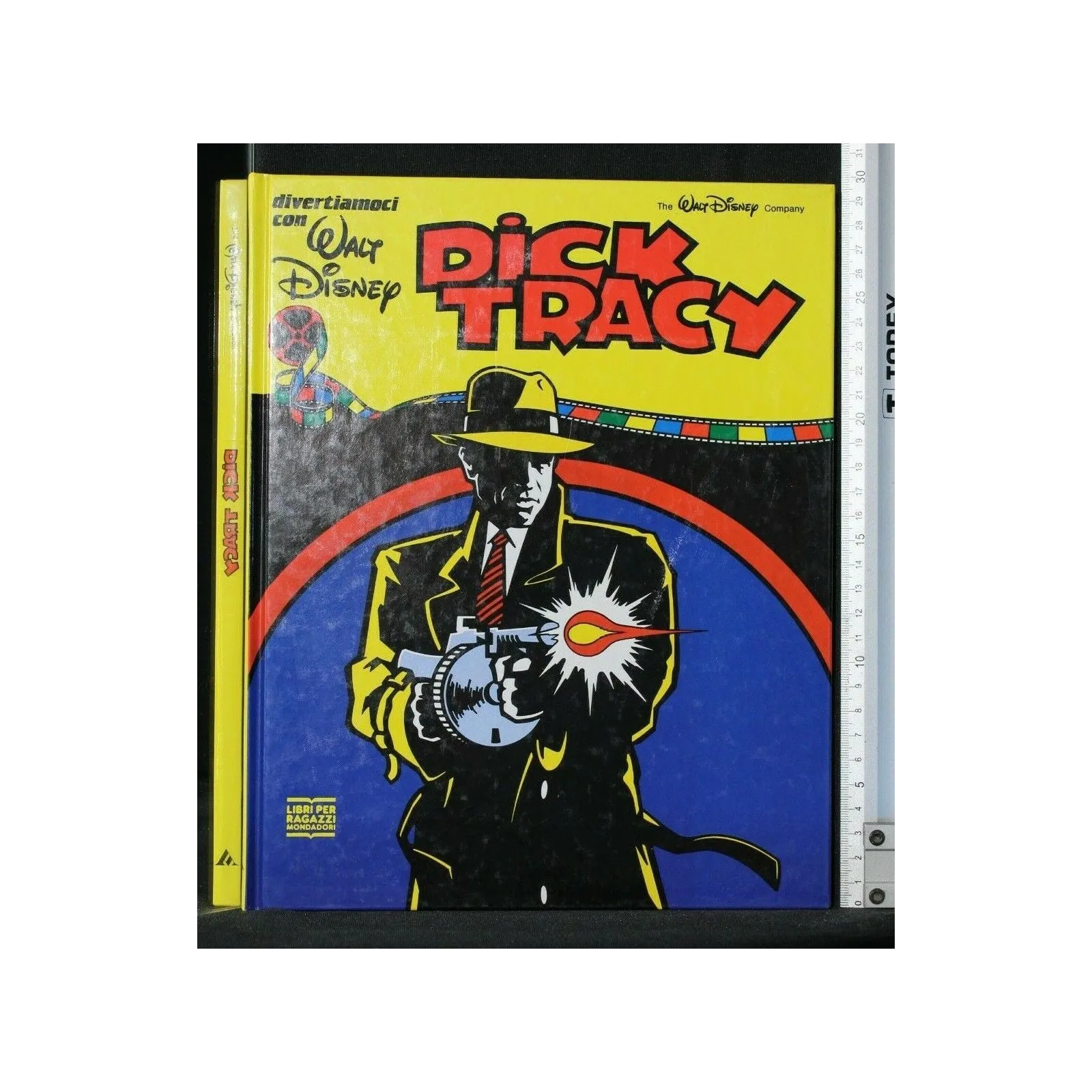 DICK TRACY THE WALT DISNEY COMPANY