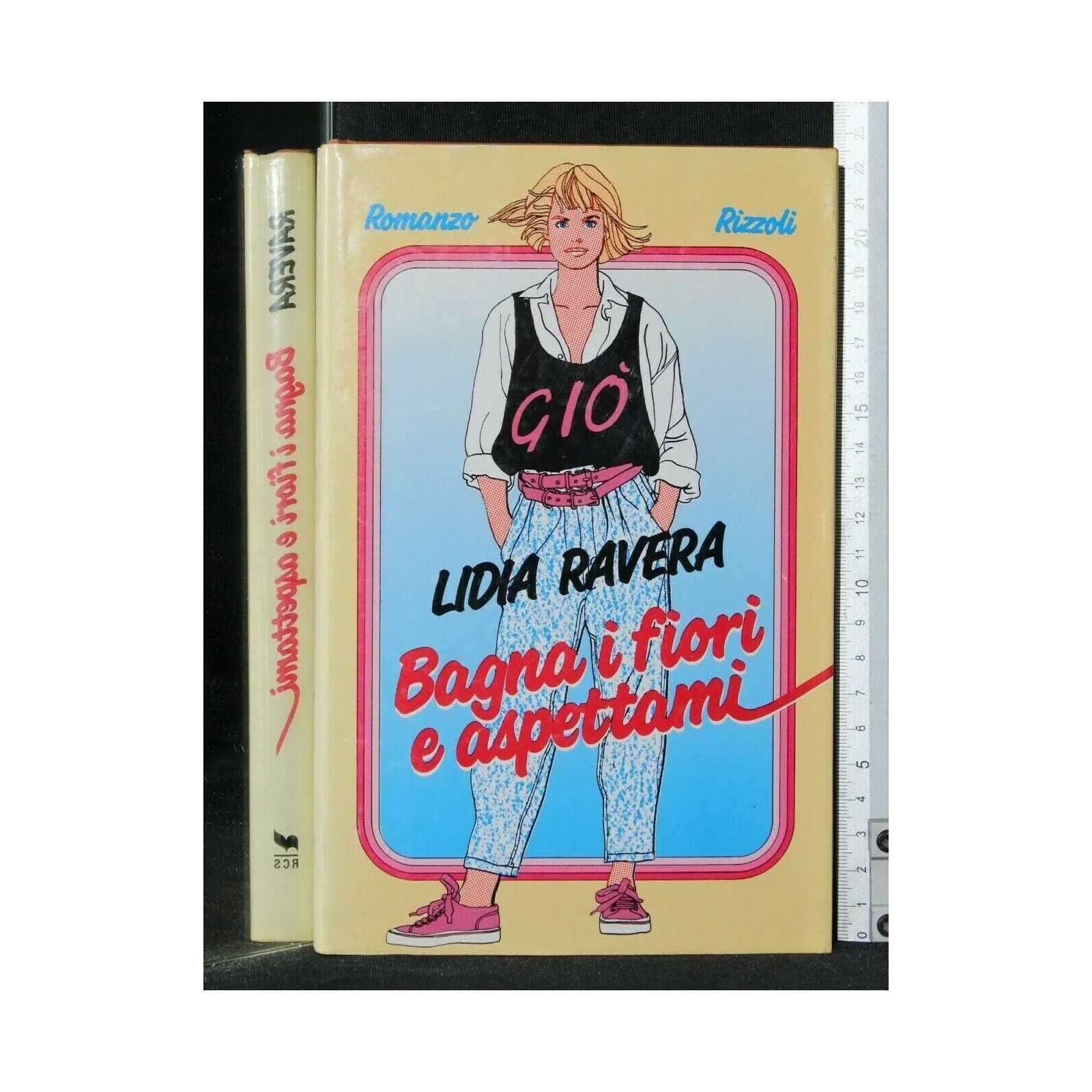 BAGNA I FIORI E ASPETTAMI. LIDIA RAVERA.