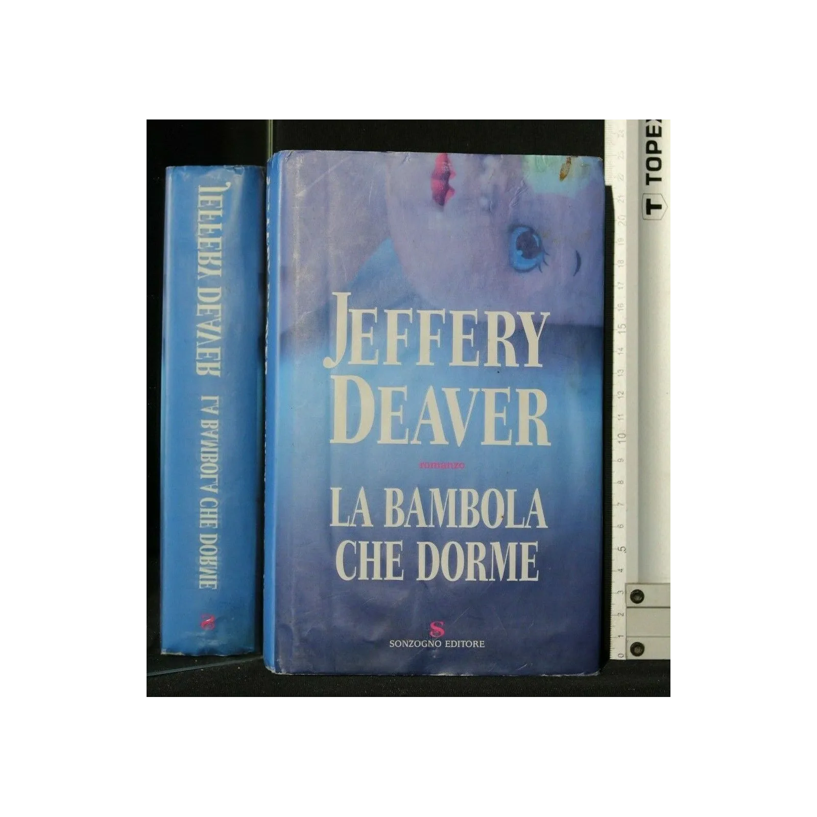 LA BAMBOLA CHE DORME