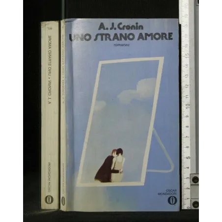 UNO STRANO AMORE