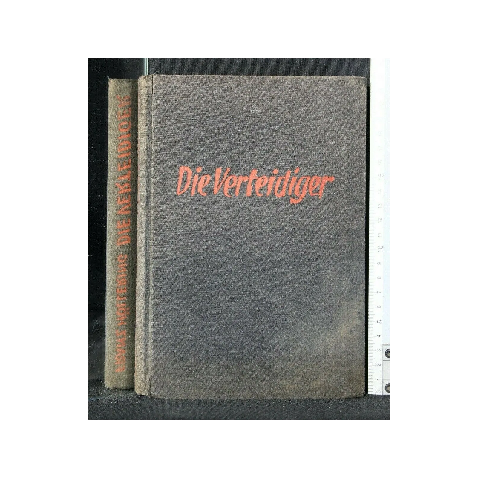 DIE VERTEIDIGER