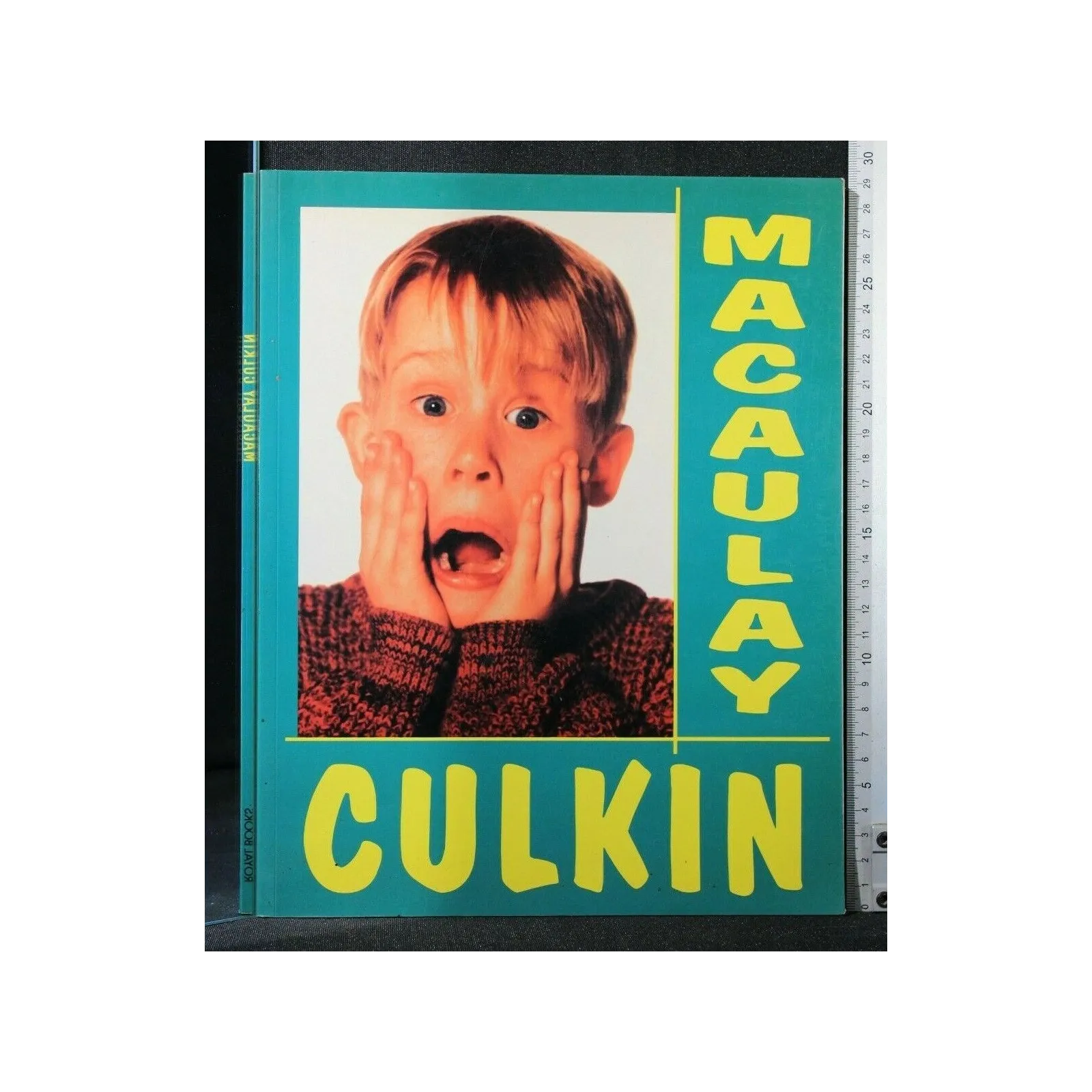 MACAULAY CULKIN RETRATOS