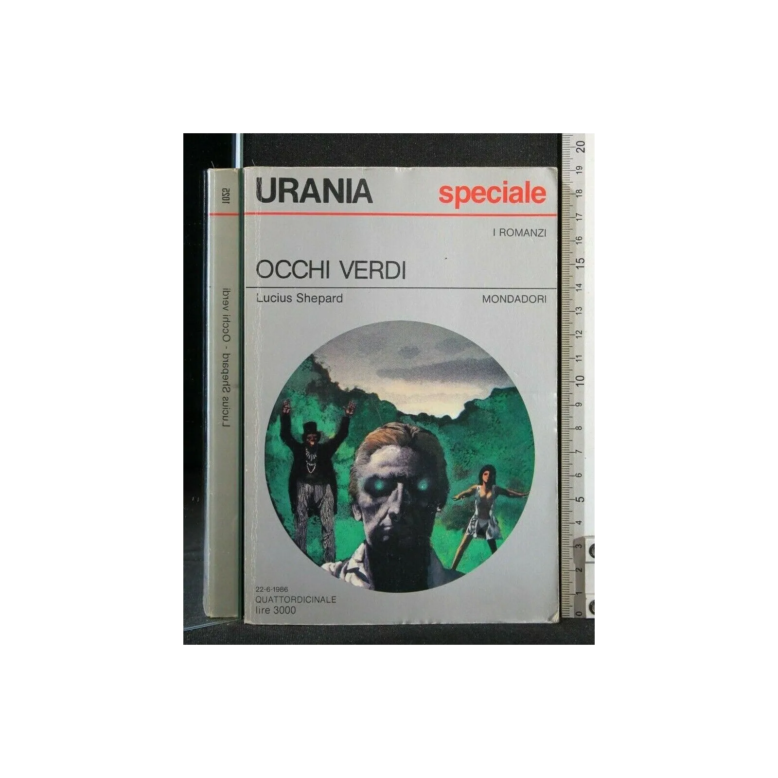 OCCHI VERDI