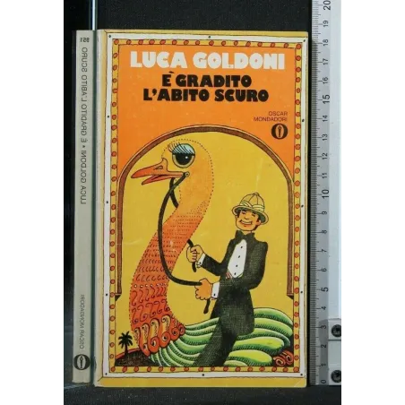 E' GRADITO L'ABITO SCURO