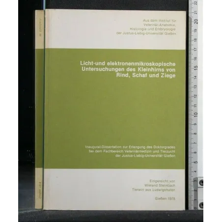LICHT-UND ELEKTRONENMIKROSKOPISCHE UNTERSUCHUNGEN DES KLEINHIRNS