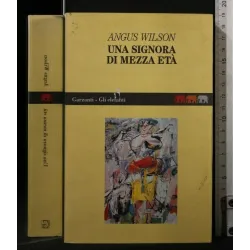 UNA SIGNORA DI MEZZA ETA'