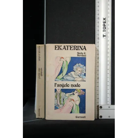 EKATERINA L'ANGOLO NUDO