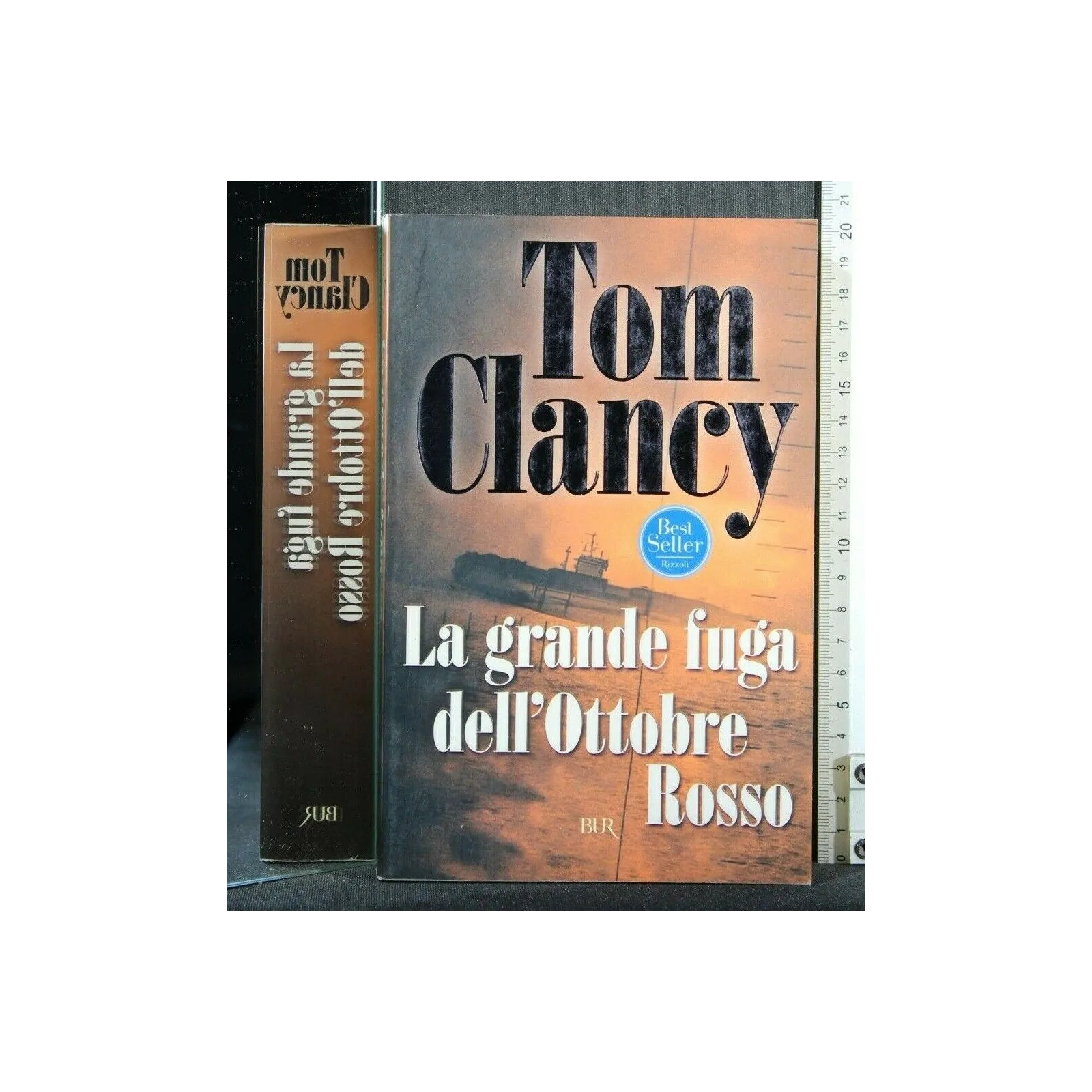 LA GRANDE FUGA DELL'OTTOBRE ROSSO