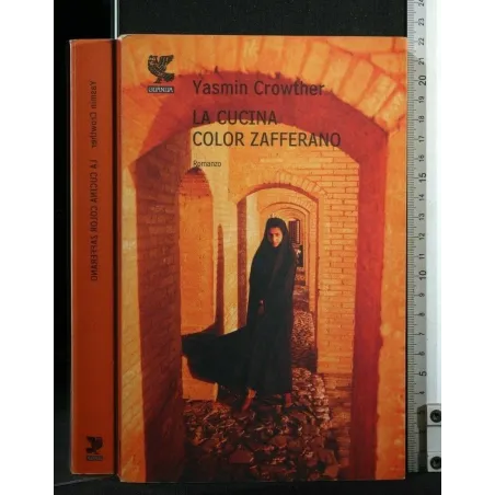 LA CUCINA COLOR ZAFFERANO