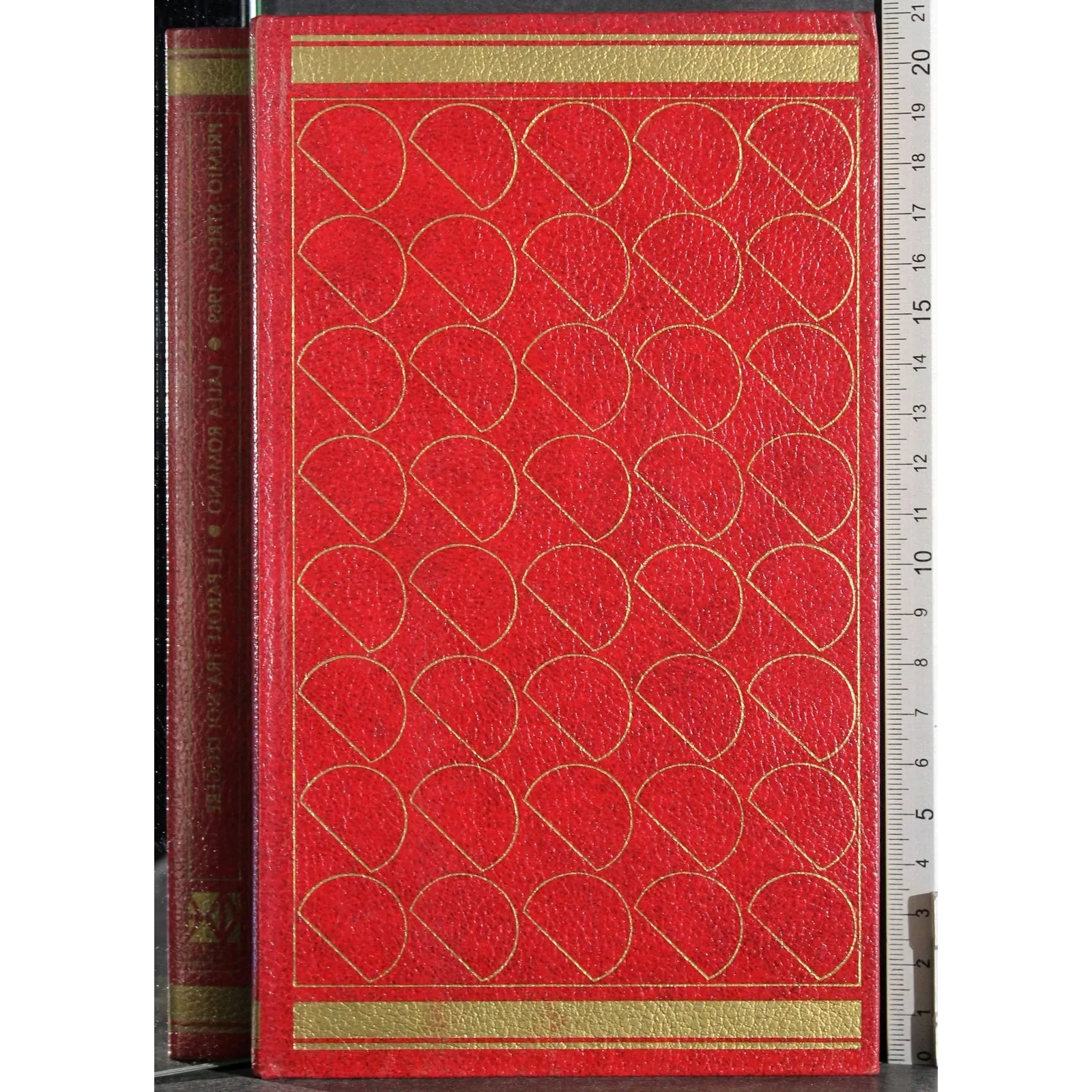 Le parole tra noi leggere