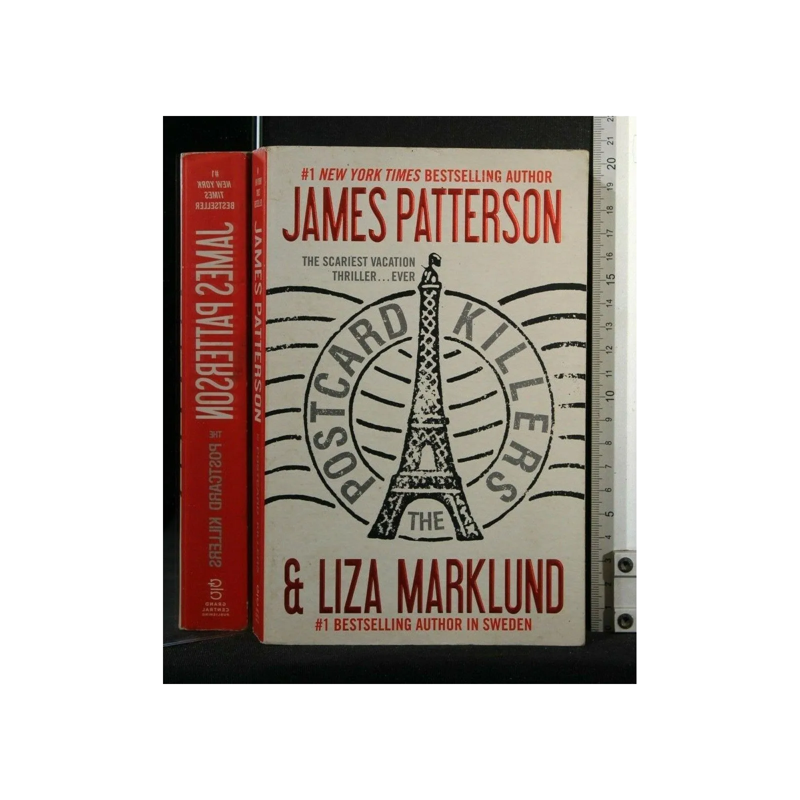 THE POSTCARD KILLERS