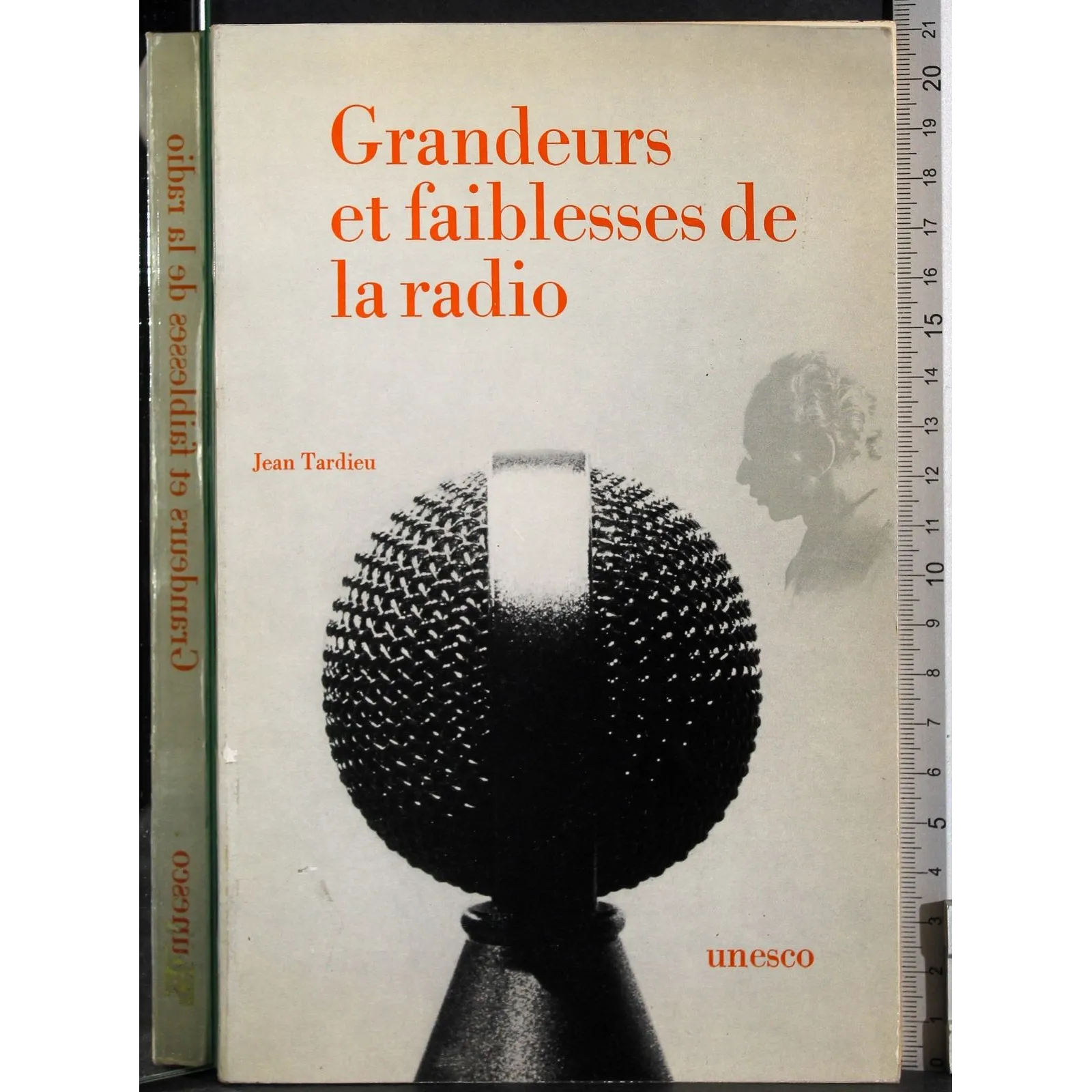 Grandeurs et faiblesses de la radio