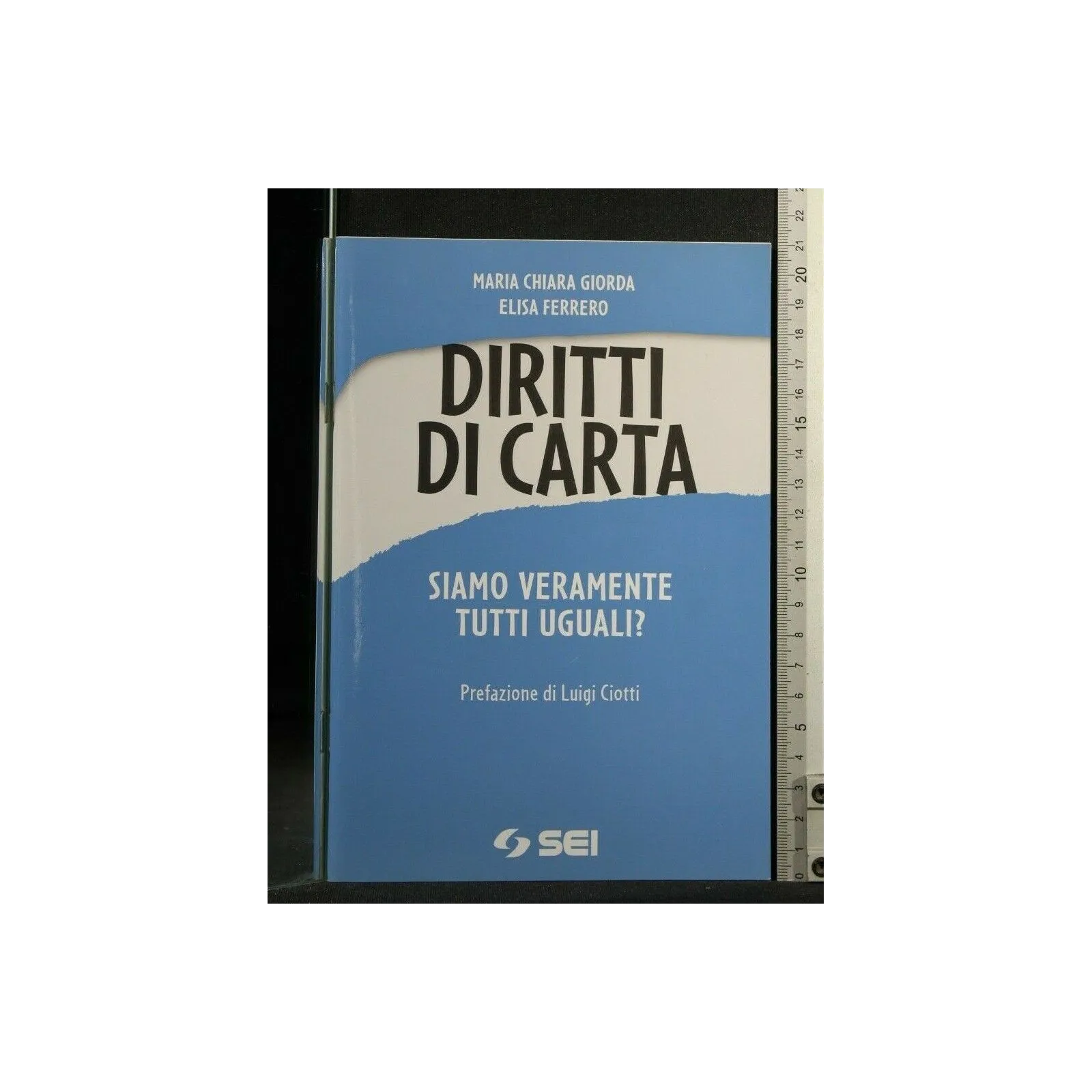 DIRITTI DI CARTA SIAMO VERAMENTE TUTTI UGUALI?