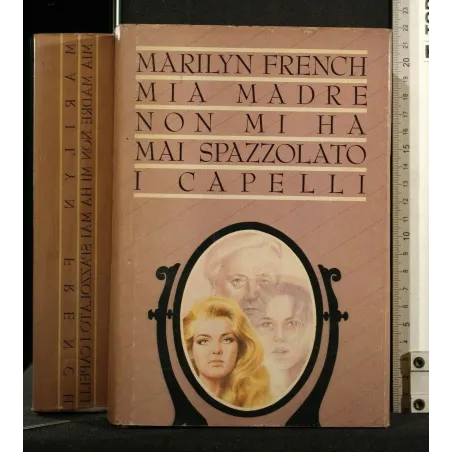 MIA MADRE NON MIA HA MAI SPAZZOLATO I CAPELLI