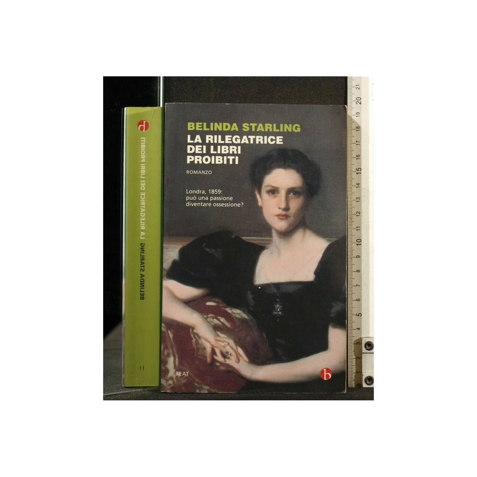 LA RILEGATRICE DEI LIBRI PROIBITI