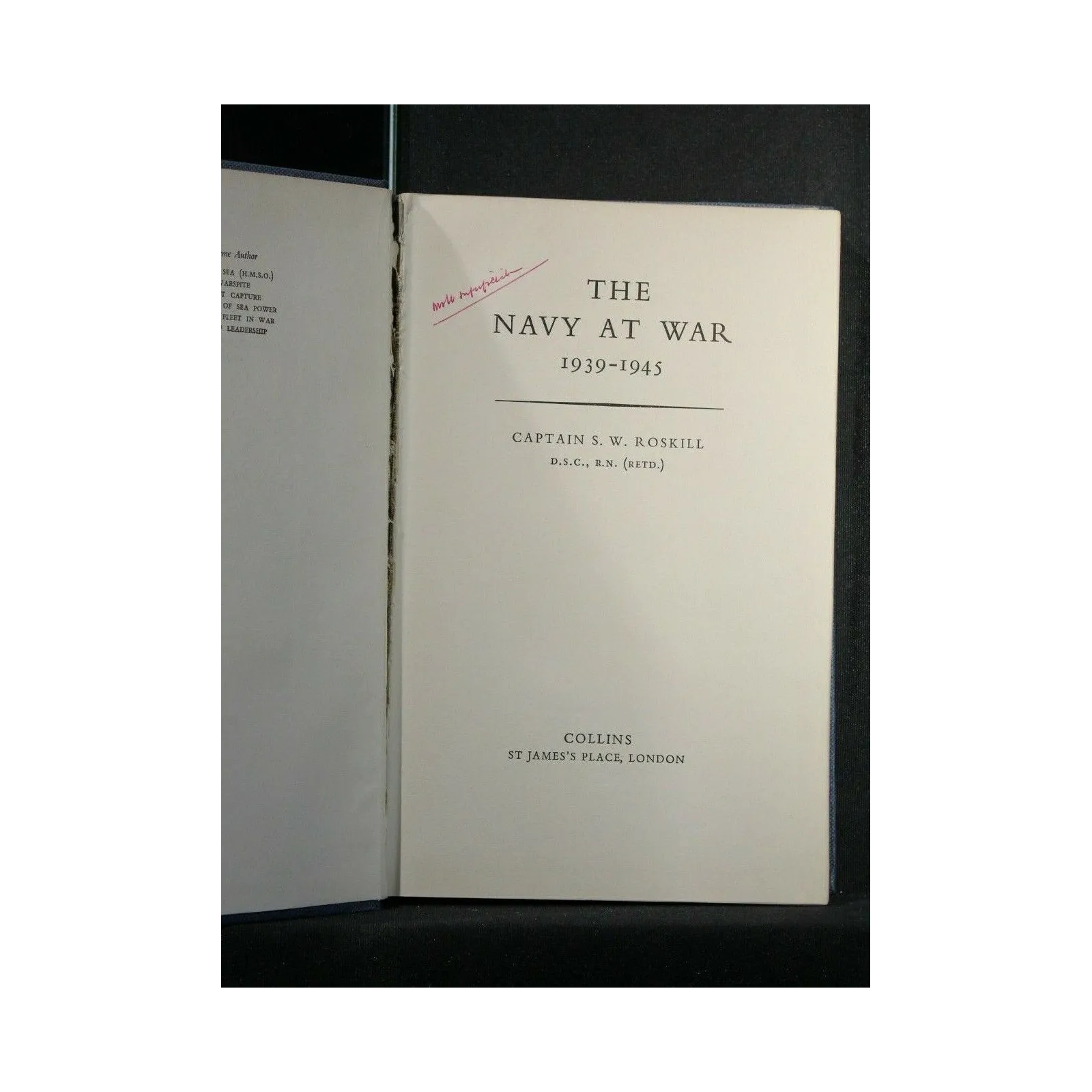 THE NAVY AT WAR 1939 - 1945