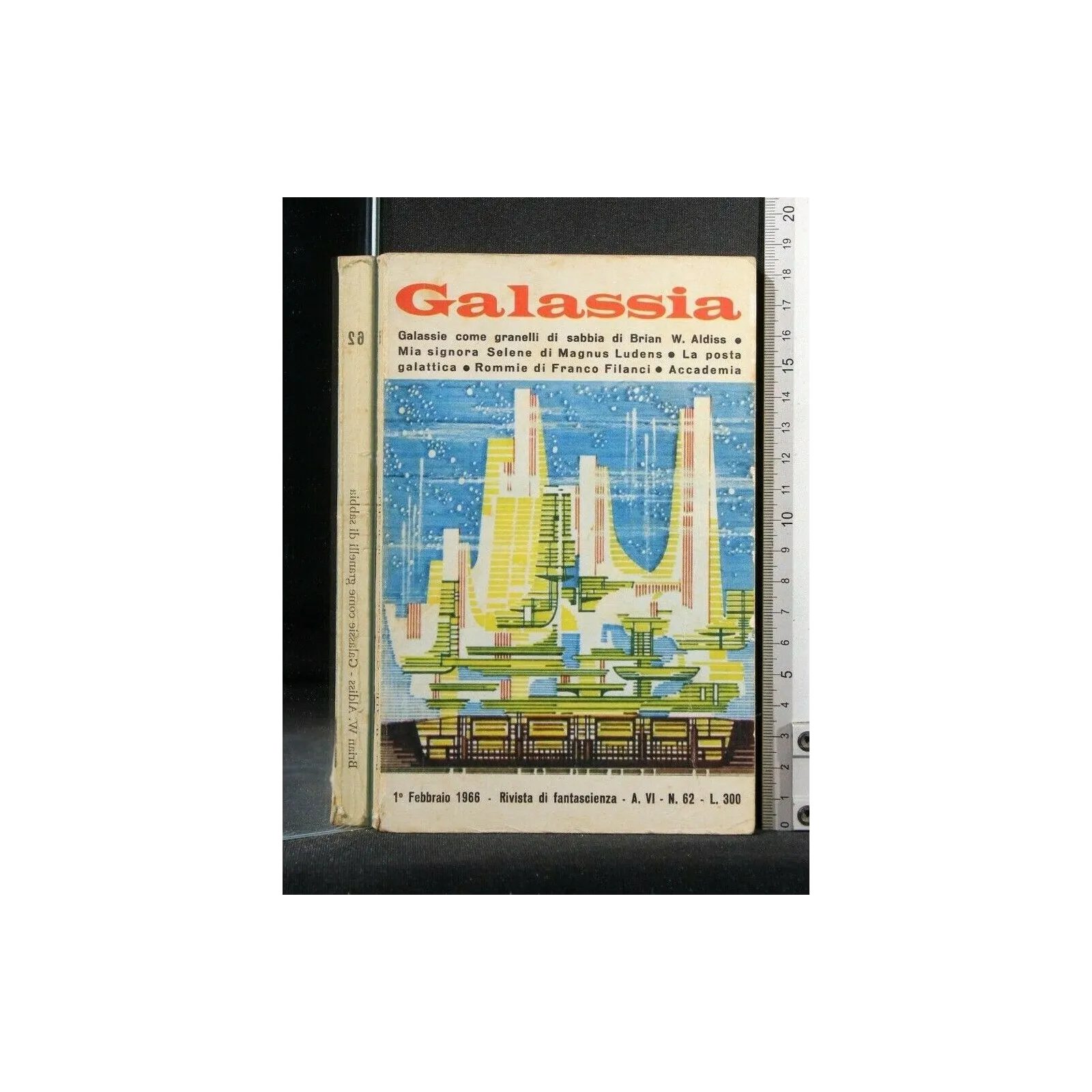 GALASSIA: GALASSIE COME GRANELLI DI SABBIA MIA SIGNORA SELENE LA