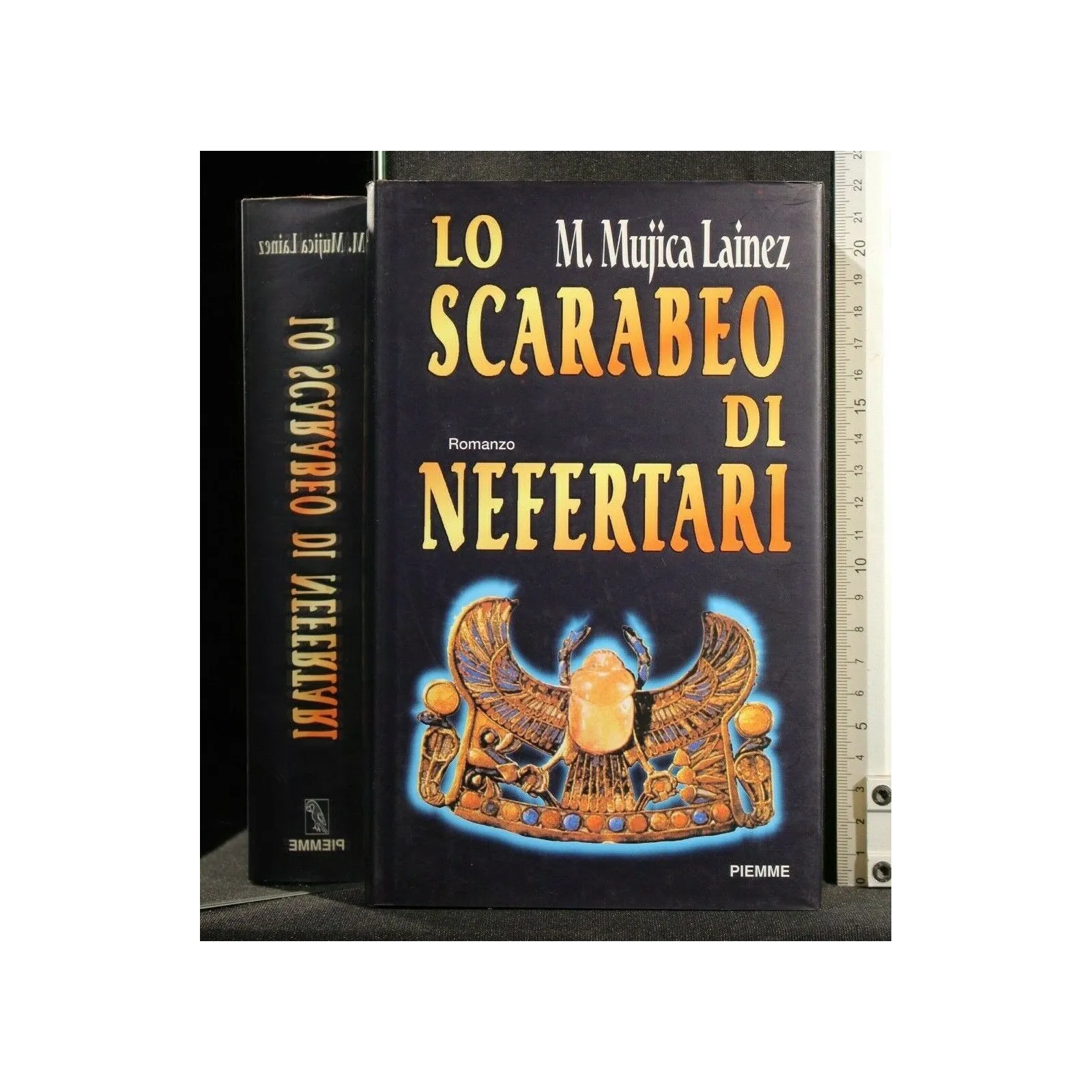 LO SCARABEO DI NEFERTARI