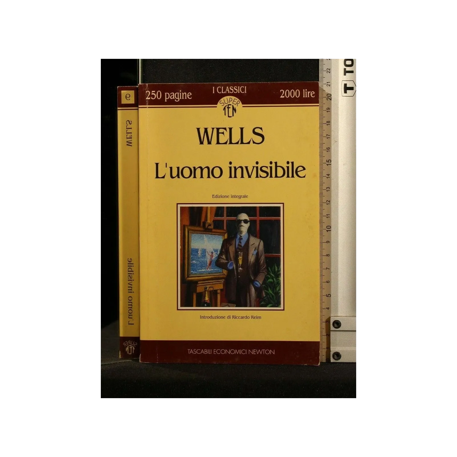 L'UOMO INVISIBILE
