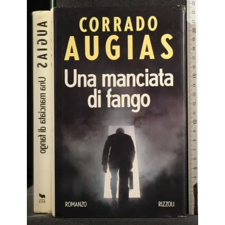 UNA MANCIATA DI FANGO