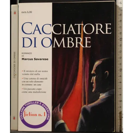 CACCIATORE DI OMBRE _x000D_