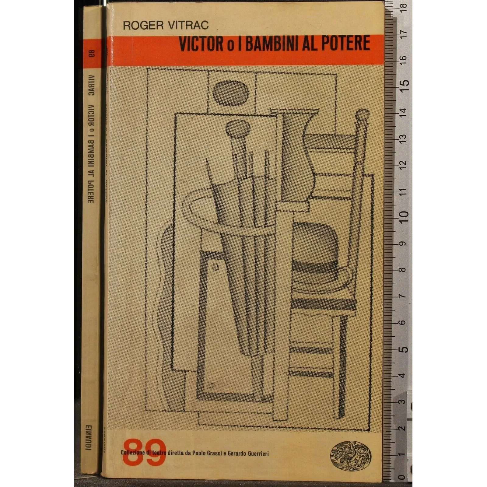 VICTOR O I BAMBINI AL POTERE _x000D_