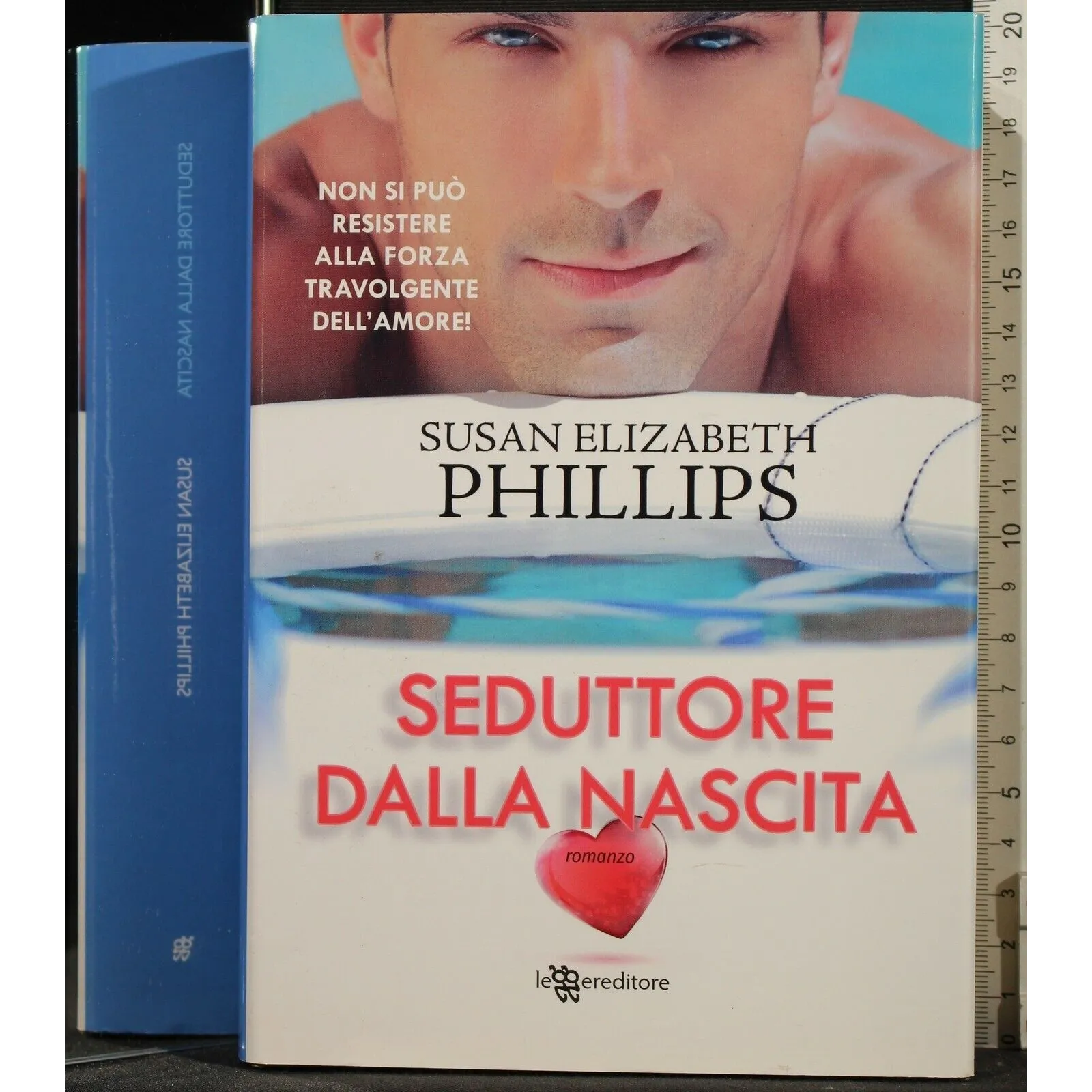 SEDUTTORE DALLA NASCITA _x000D_