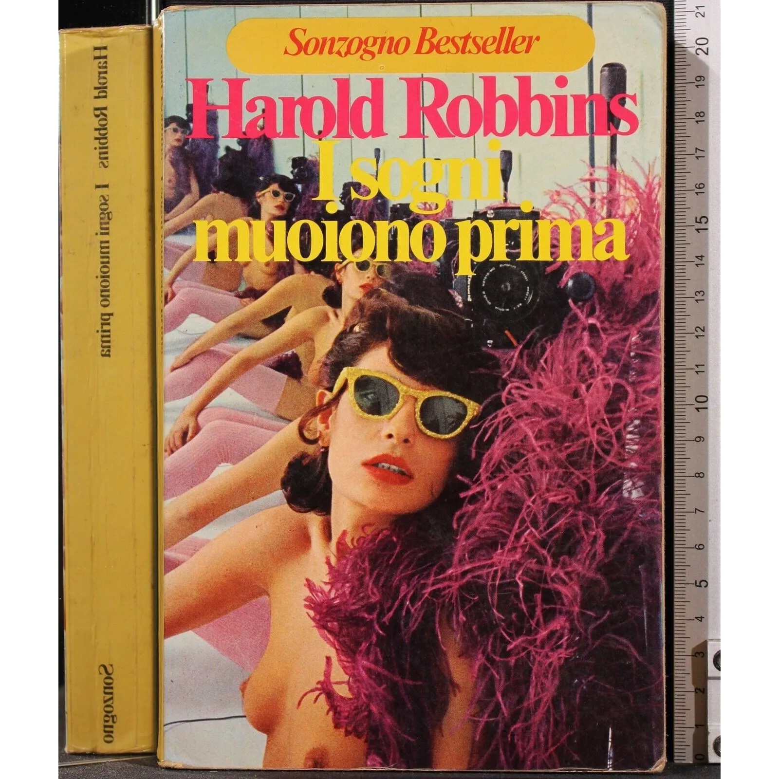 I SOGNI MUOIONO PRIMA _x000D_