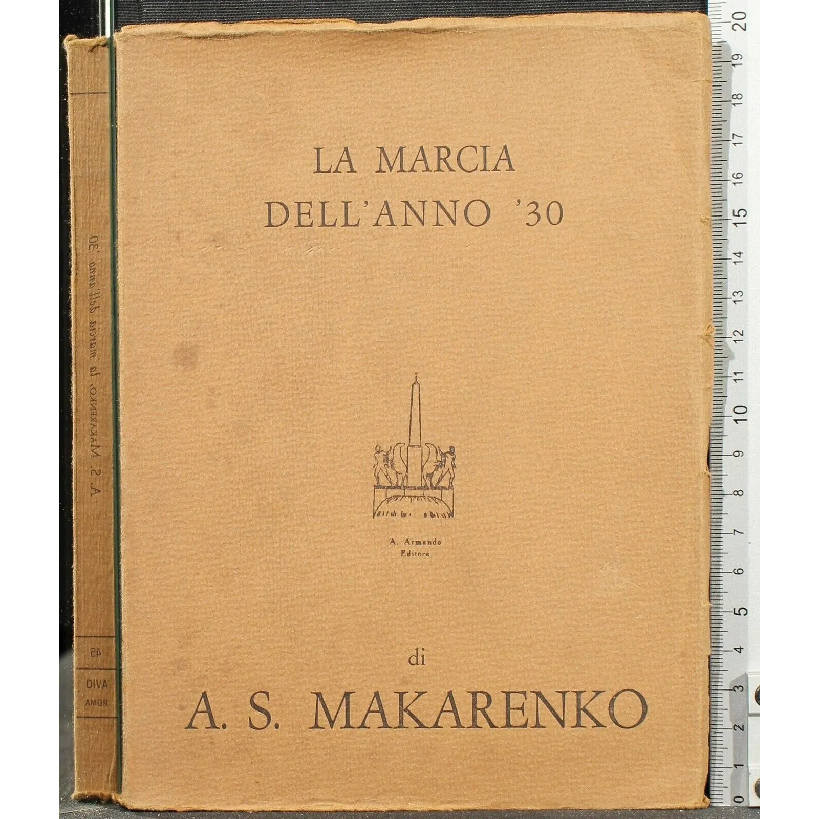 LA MARCIA DELL' ANNO '30