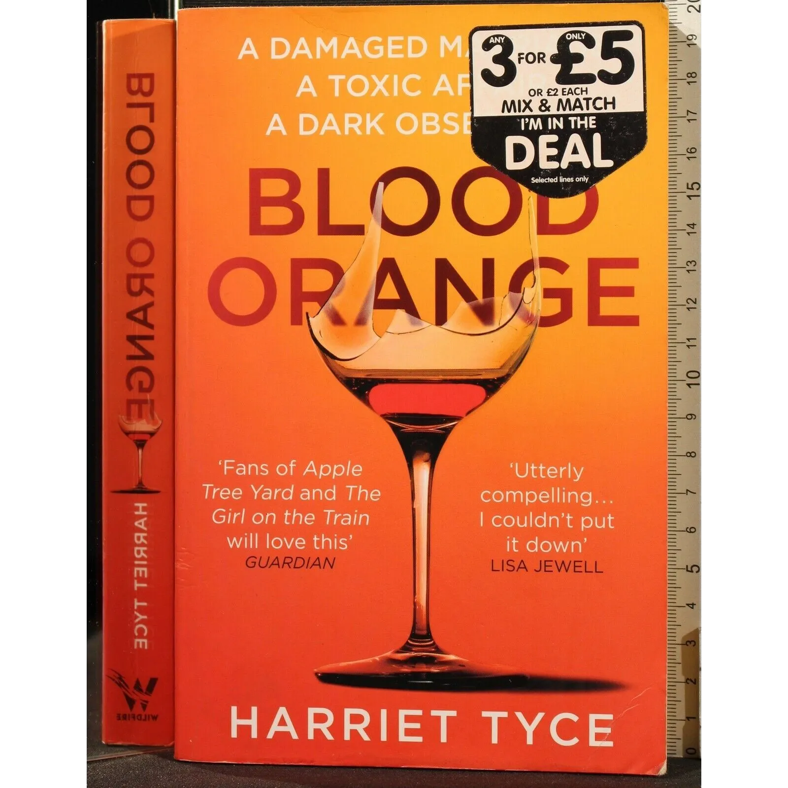 BLOOD ORANGE _x000D_