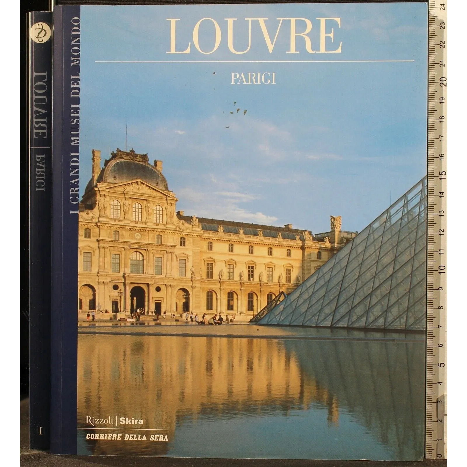 LOUVRE. PARIGI