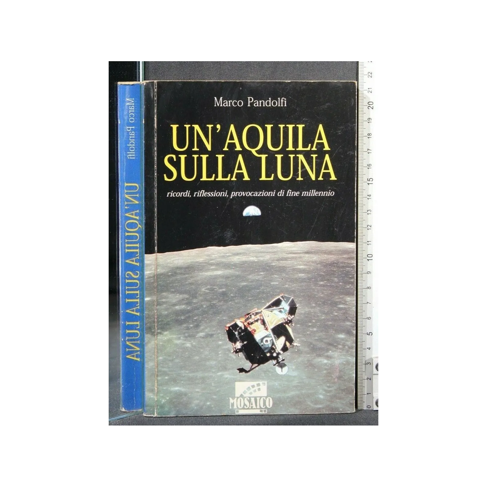 UN'AQUILA SULLA LUNA