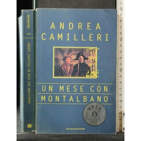 UN MESE CON MONTALBANO