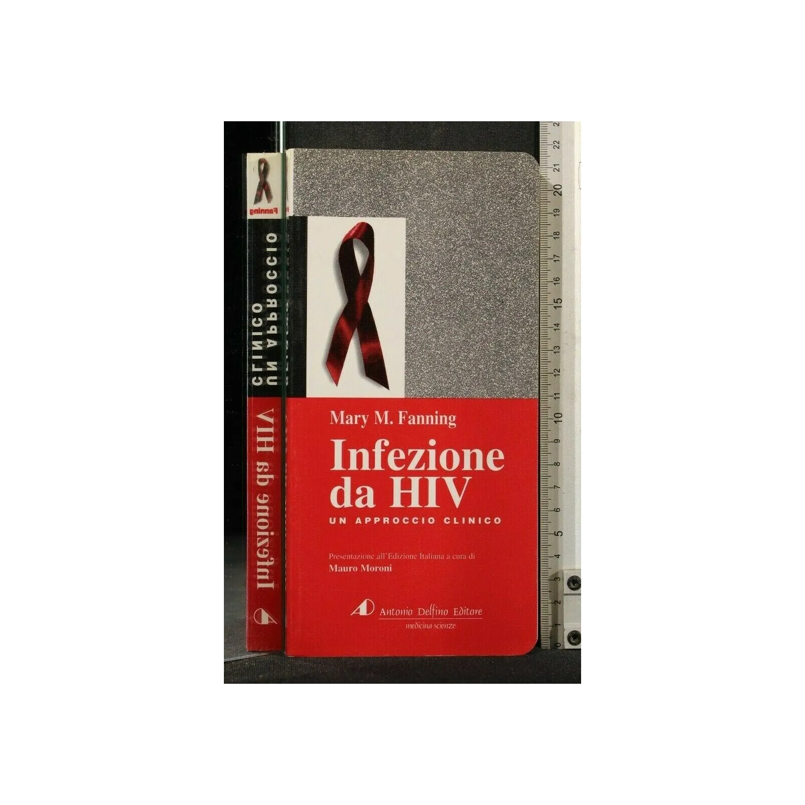 INFEZIONE DA HIV. MARY FANNING. DELFINO.