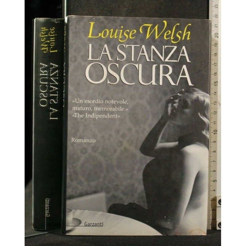 LA STANZA OSCURA