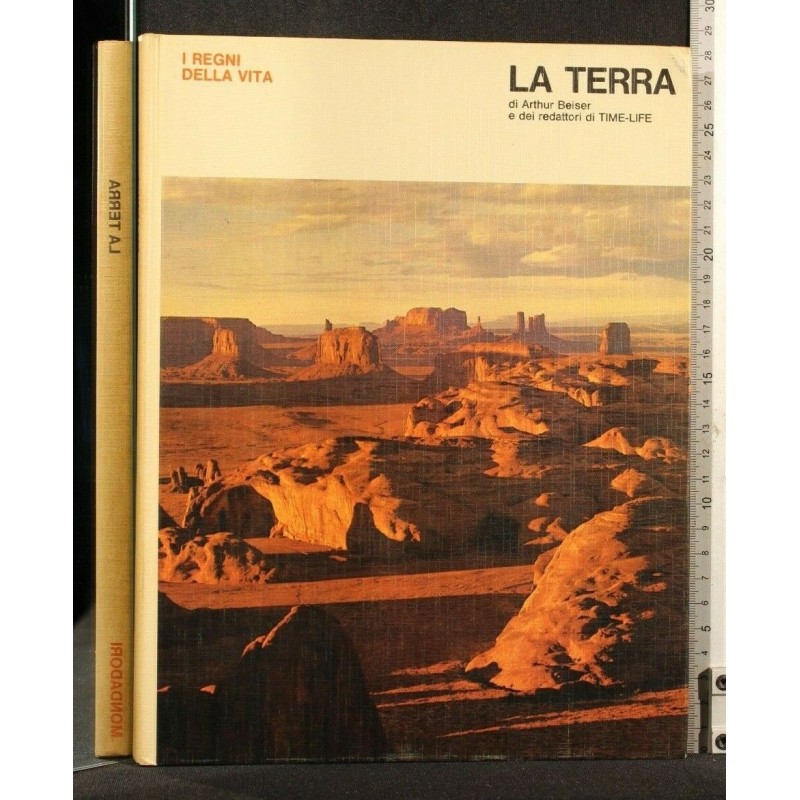 I REGNI DELLA VITA LA TERRA
