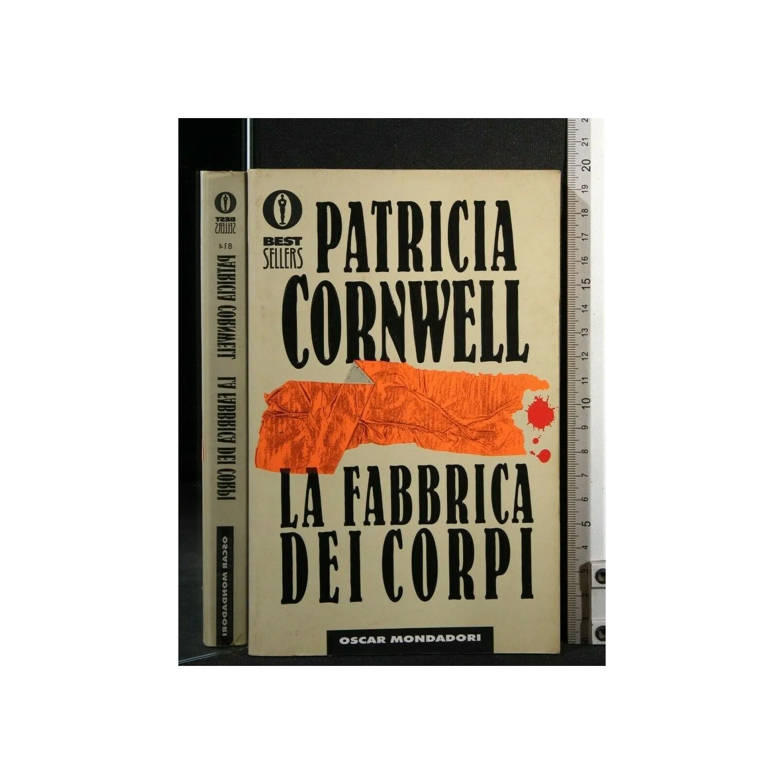 LA FABBRICA DEI CORPI