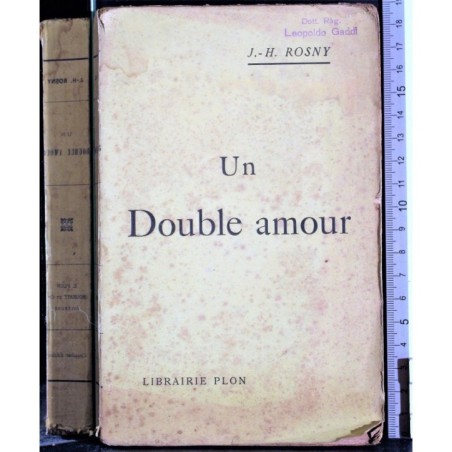 UN DOUBLE AMOUR.