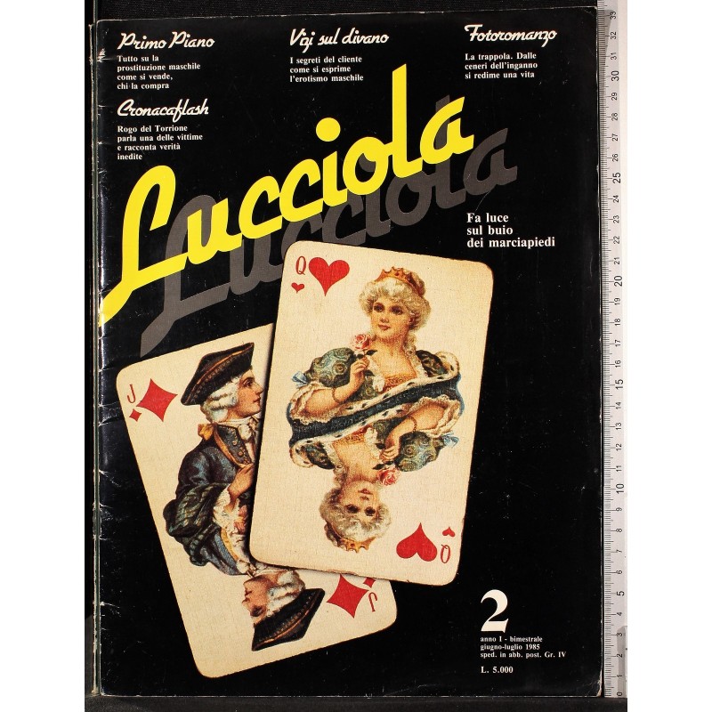 Fa luce sul buio dei marciapiedi