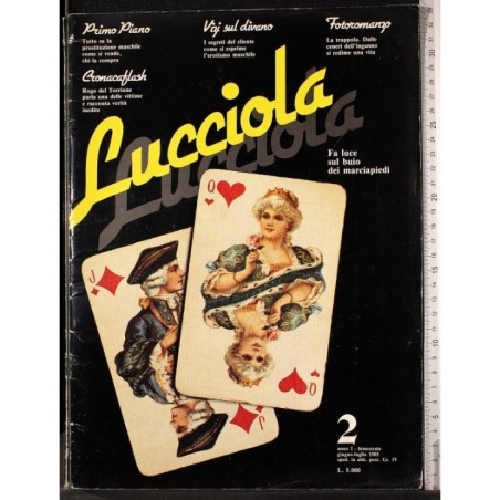 Fa luce sul buio dei marciapiedi