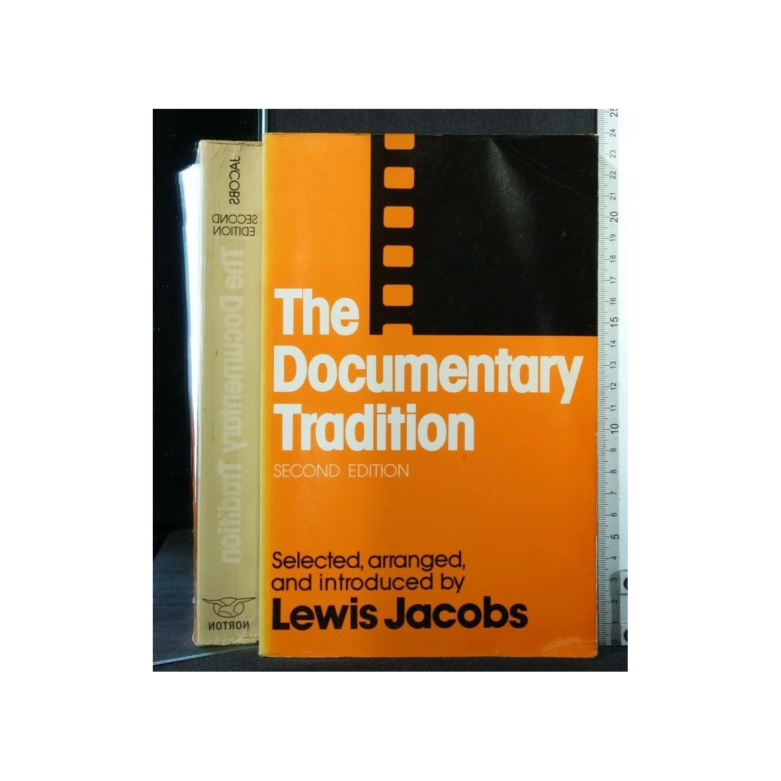 THE DOCUMENTARY TRADITION