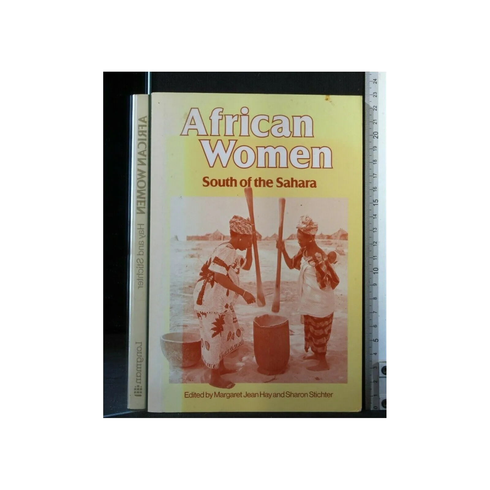 AFRICAN WOMEN SOUTH OF THE SAHARA