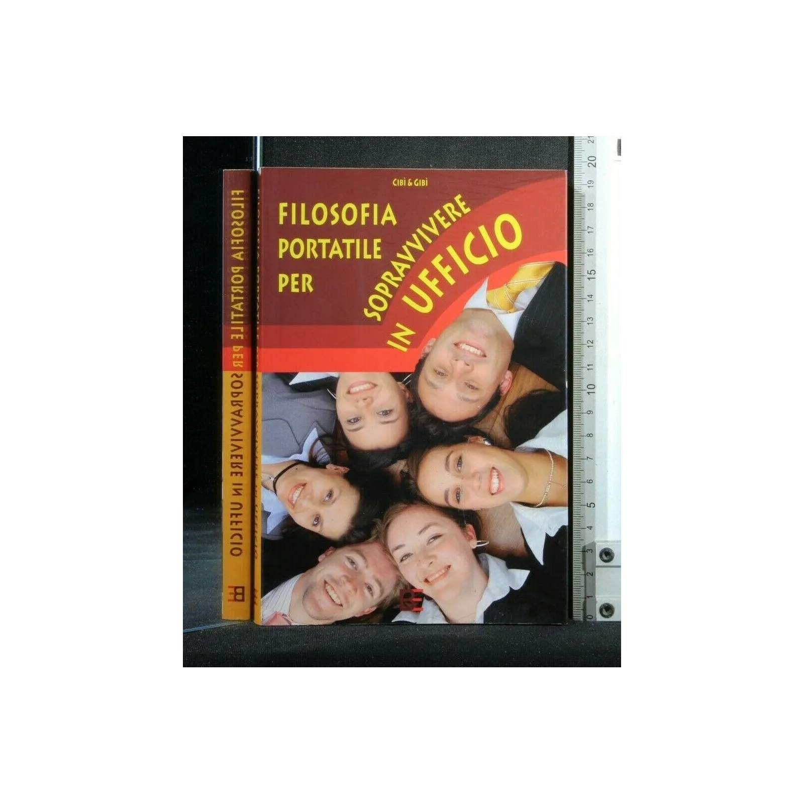 FILOSOFIA PORTATILE PER SOPRAVVIVERE IN UFFICIO