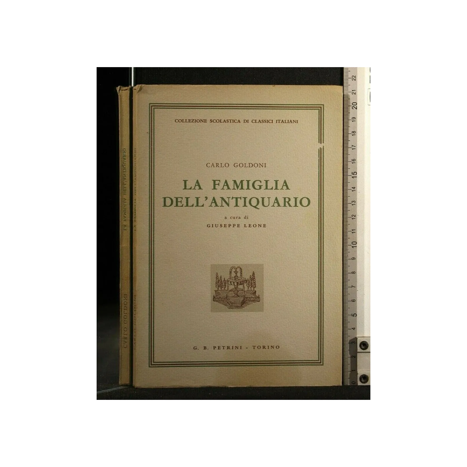 LA FAMIGLIA DELL'ANTIQUARIO