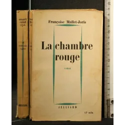 LA CHAMBRE ROUGE