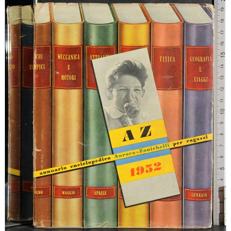 Annuario enciclopedico AZ 1952