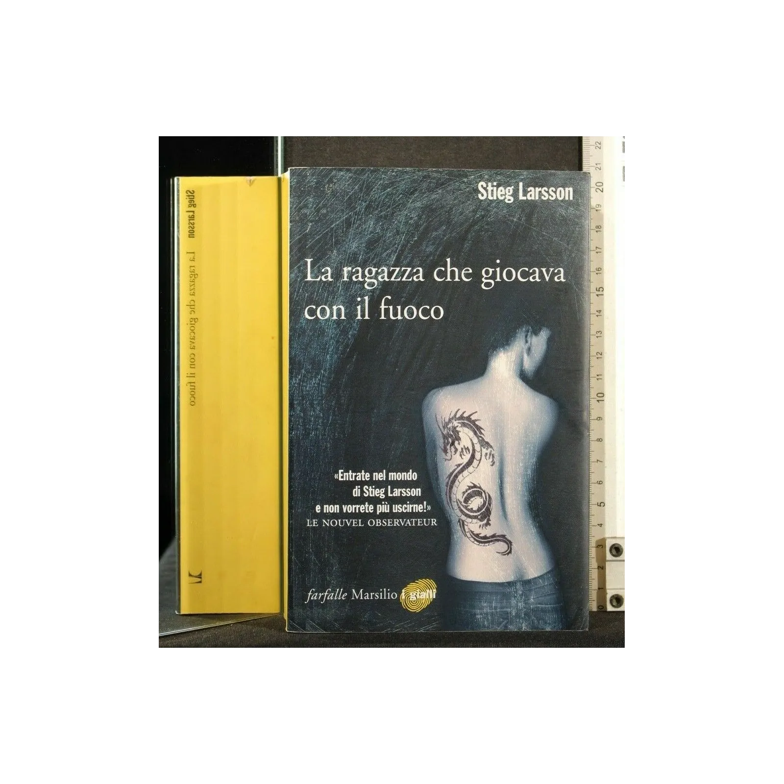 LA RAGAZZA CHE GIOCAVA CON IL FUOCO