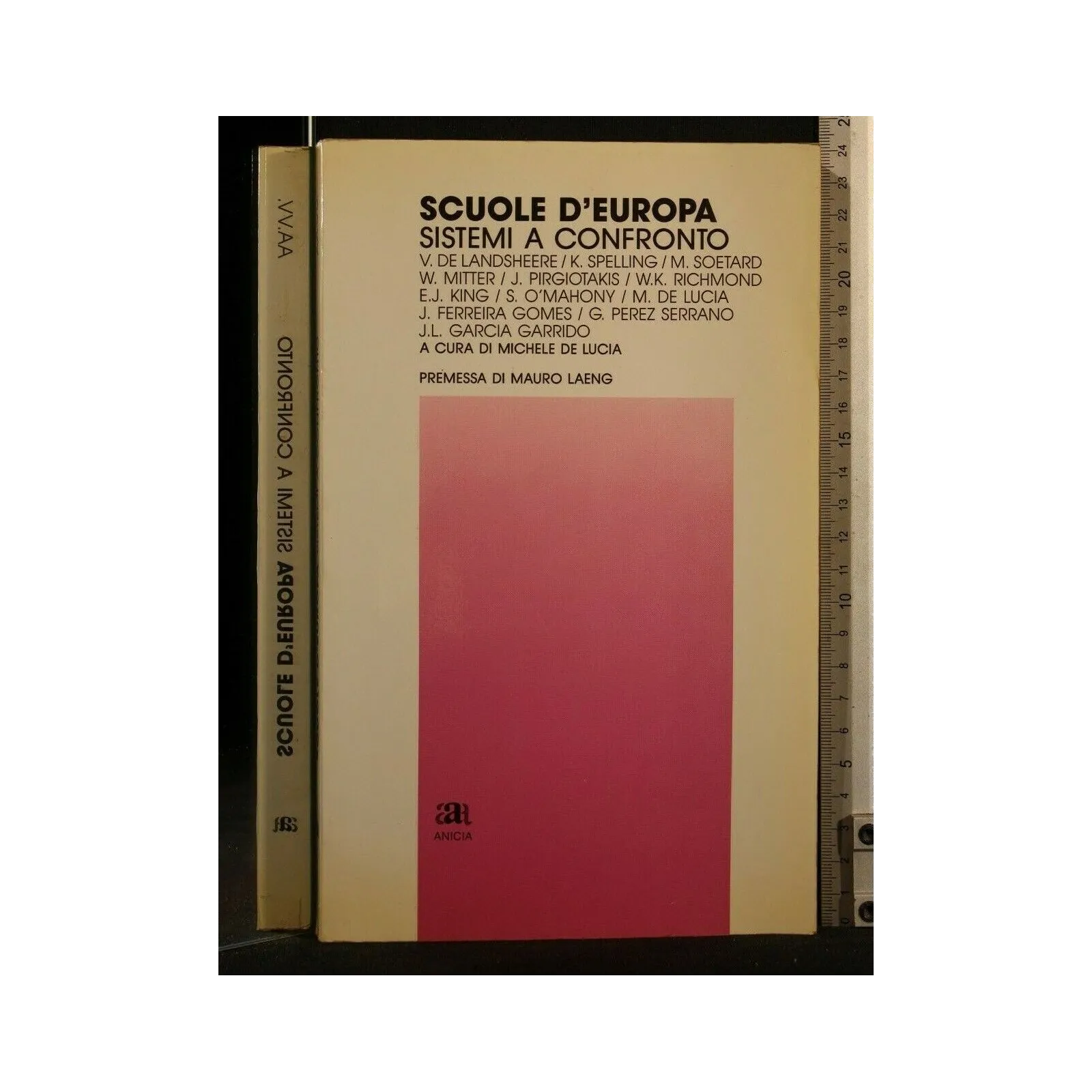 SCUOLE D'EUROPA SISTEMI A CONFRONTO